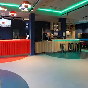 2* Szálloda Acama & Kreuzberg