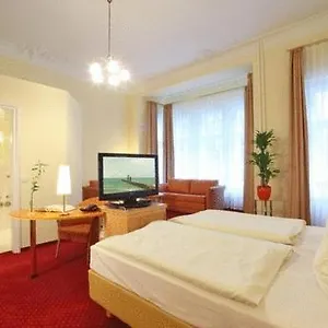 Vivaldi Am Kurfürstendamm Hotel